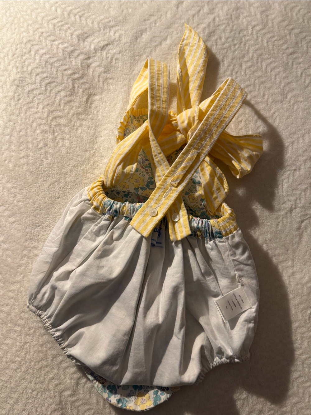 Luli & Me Baby Girl Floral Ruffle Romper - Yellow/Blue - Size 9M - Picture 5 of 8